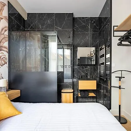 Le Wilson Parc : T2 Avec Parking ディジョン